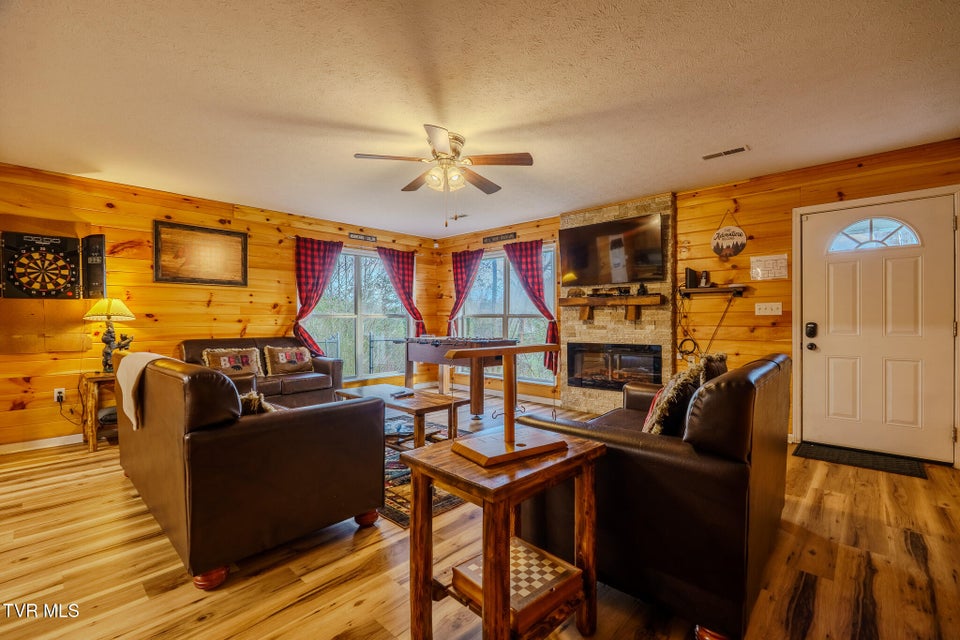 Photo #6: 1430 Am King Way