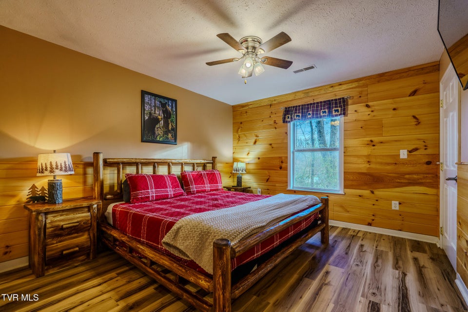 Photo #15: 1430 Am King Way