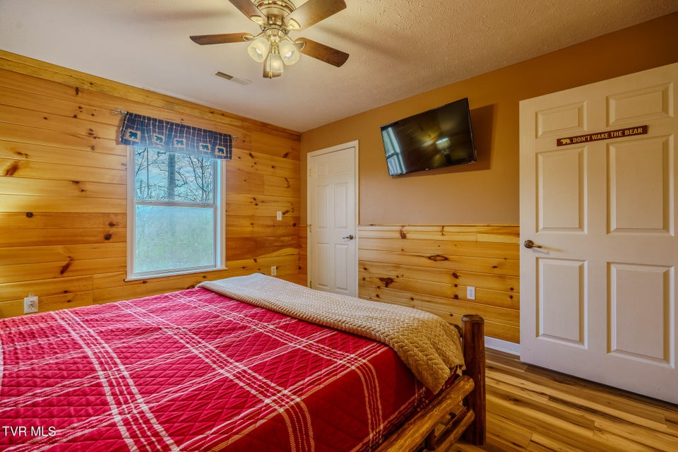 Photo #17: 1430 Am King Way