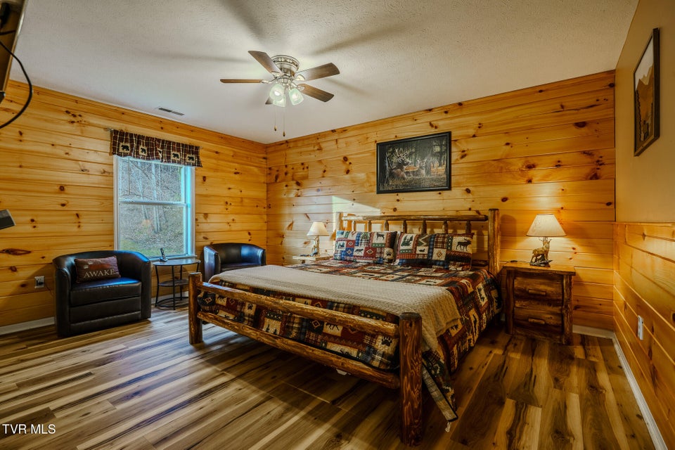 Photo #22: 1430 Am King Way