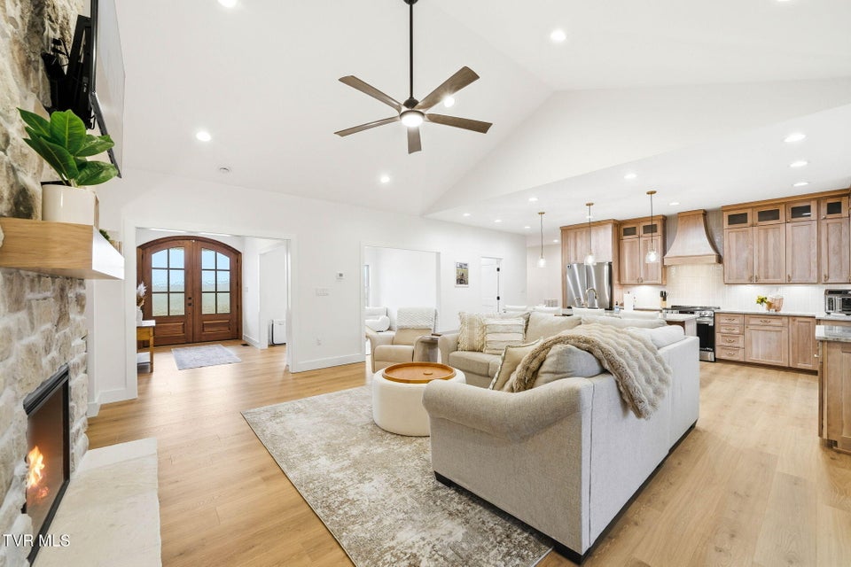 Photo #13: 173 Telford New Victory Road