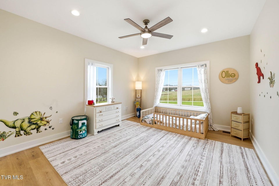 Photo #40: 173 Telford New Victory Road