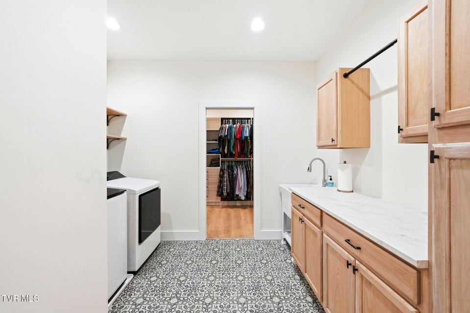 Photo #30: 173 Telford New Victory Road