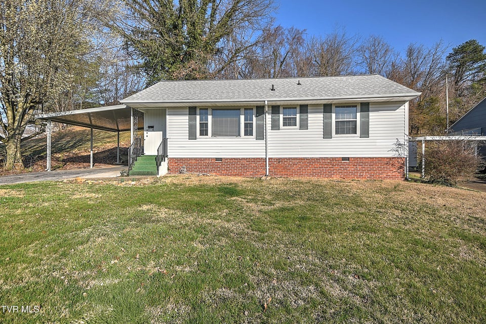 Photo #4: 1208 Garden Drive