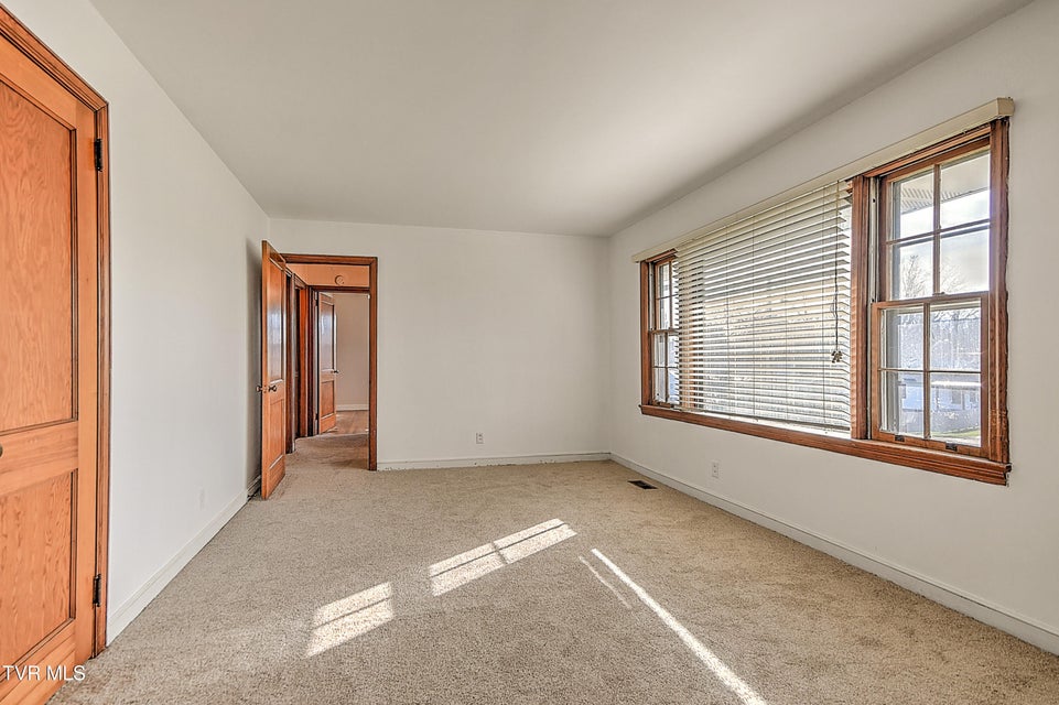 Photo #5: 1208 Garden Drive