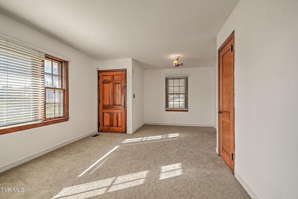 Photo #7: 1208 Garden Drive