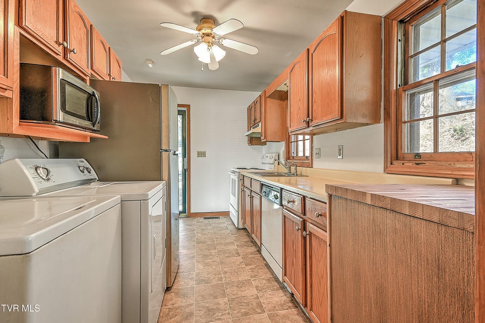 Photo #13: 1208 Garden Drive