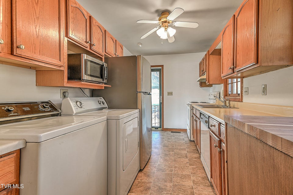 Photo #14: 1208 Garden Drive