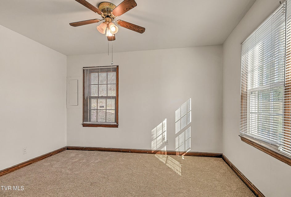 Photo #25: 1208 Garden Drive