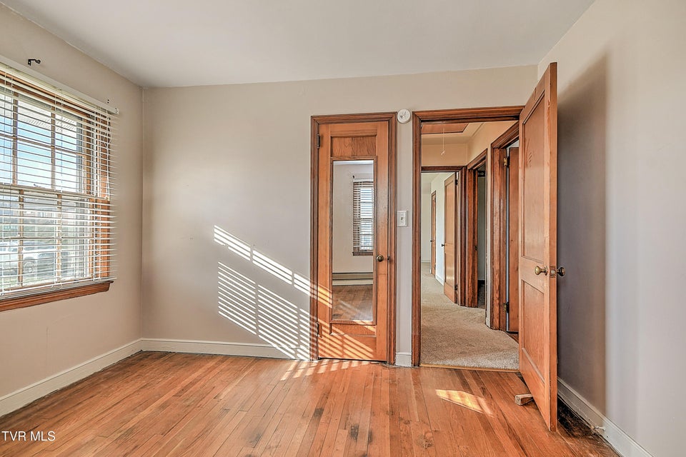 Photo #28: 1208 Garden Drive