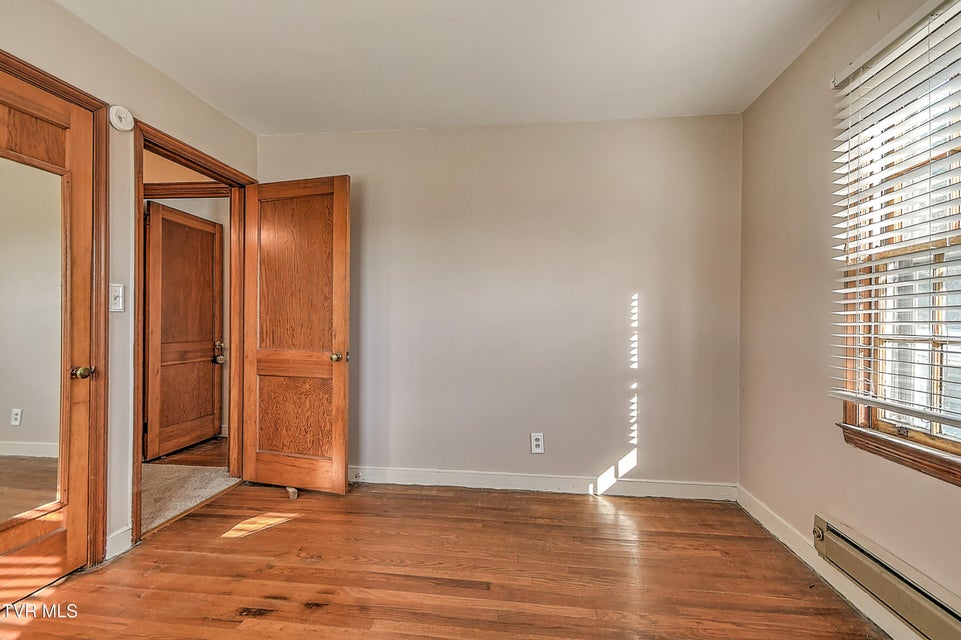 Photo #29: 1208 Garden Drive