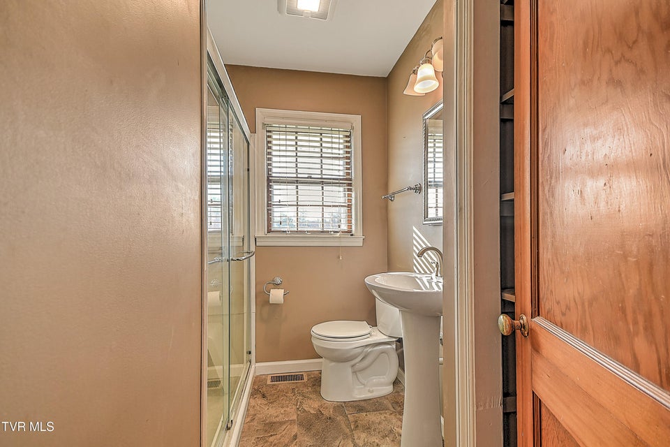 Photo #30: 1208 Garden Drive