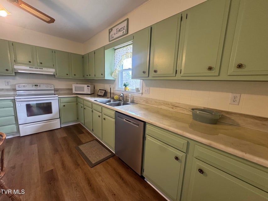 Photo #14: 134 Independence Lane