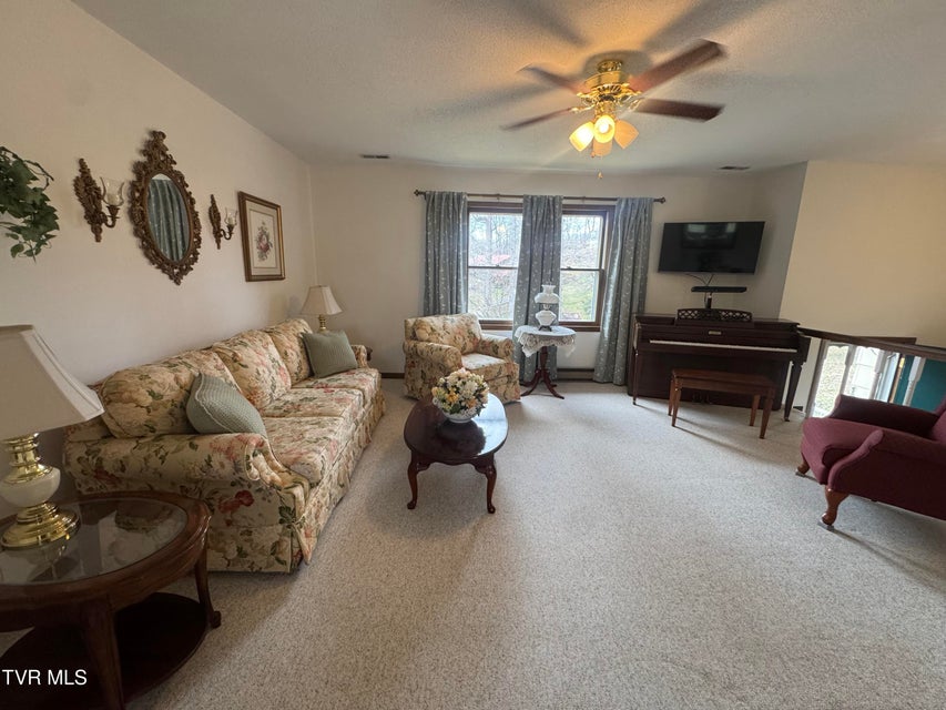 Photo #18: 134 Independence Lane