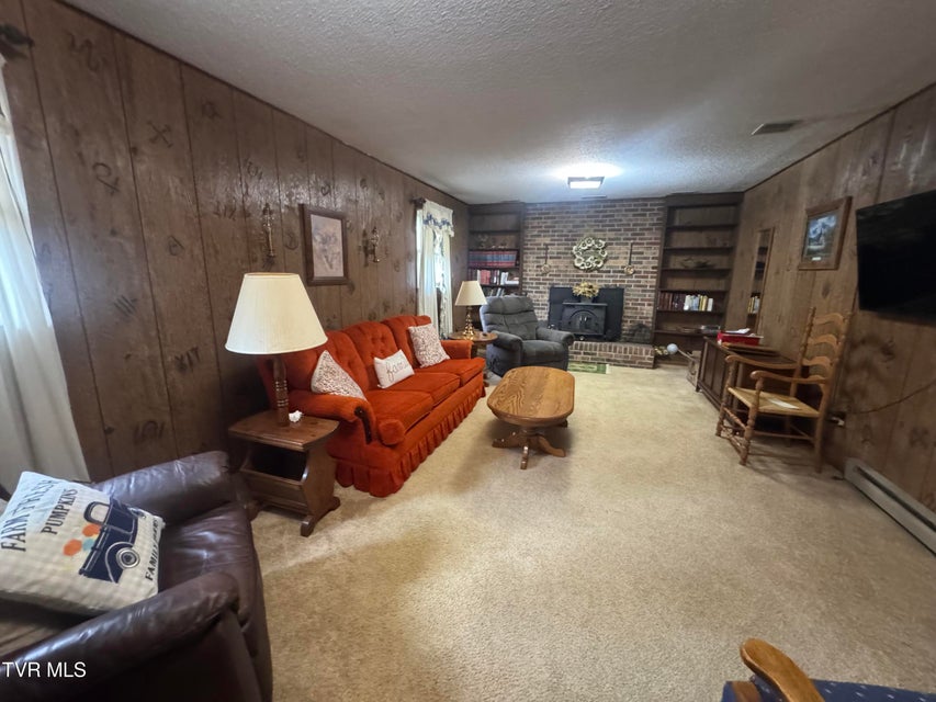 Photo #24: 134 Independence Lane