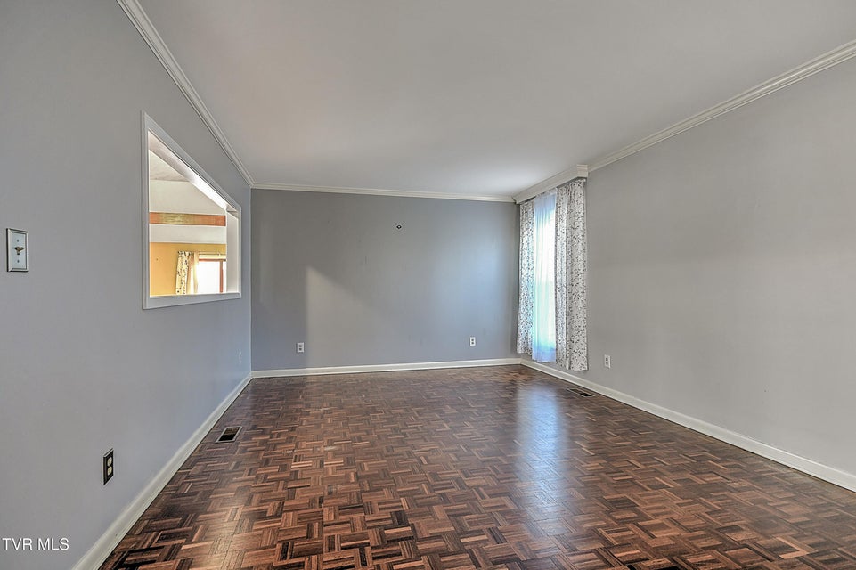 Photo #12: 1333 Dupont Drive