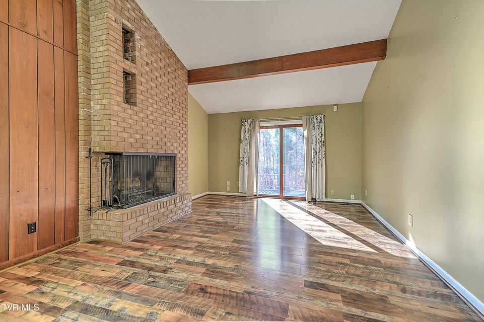 Photo #25: 1333 Dupont Drive