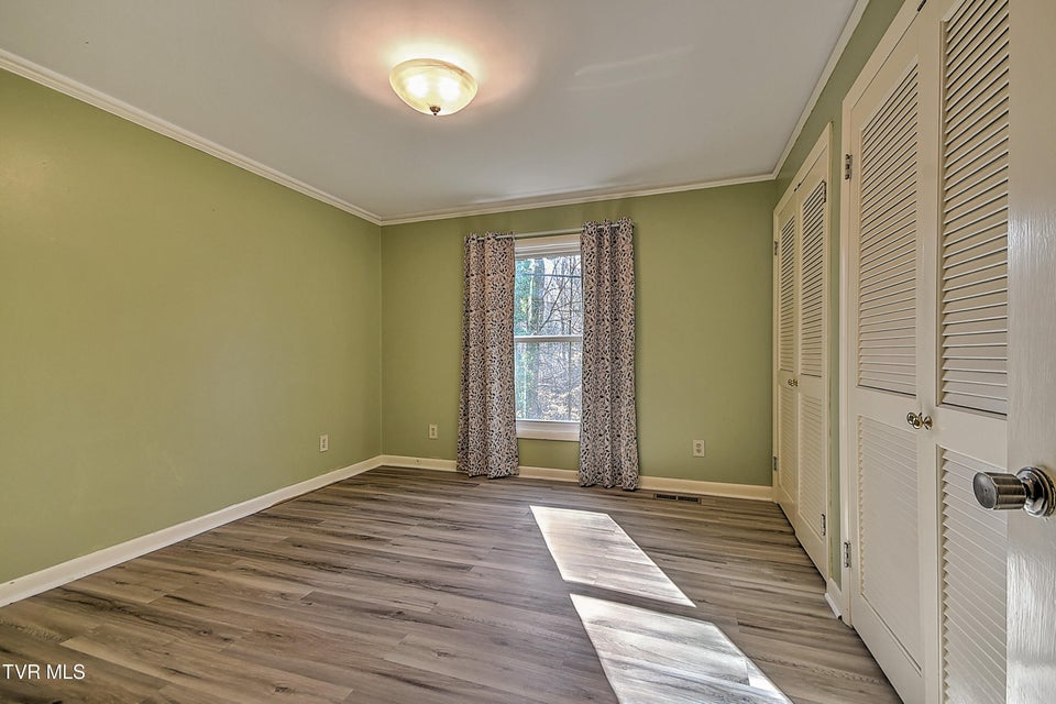 Photo #28: 1333 Dupont Drive