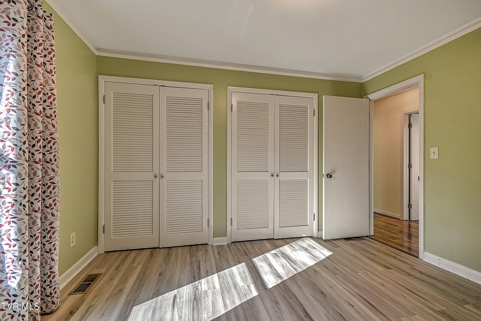 Photo #30: 1333 Dupont Drive