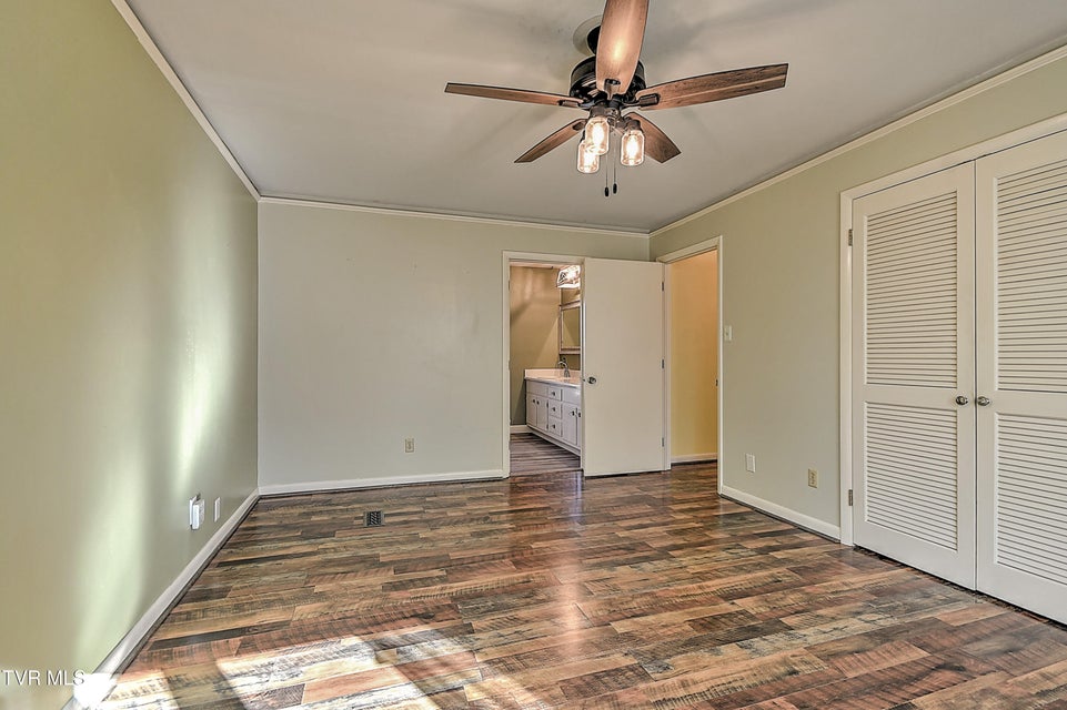 Photo #35: 1333 Dupont Drive