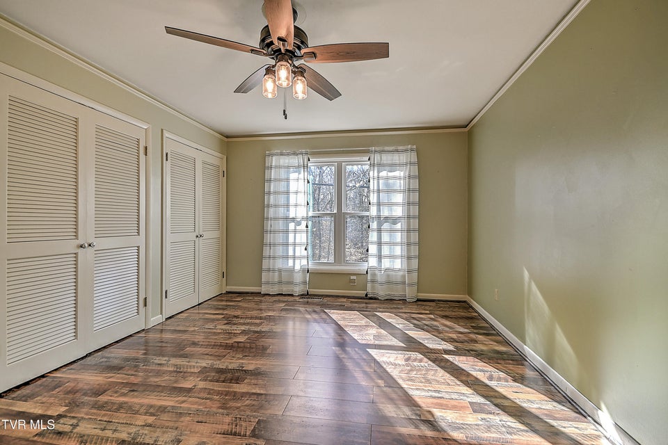 Photo #36: 1333 Dupont Drive