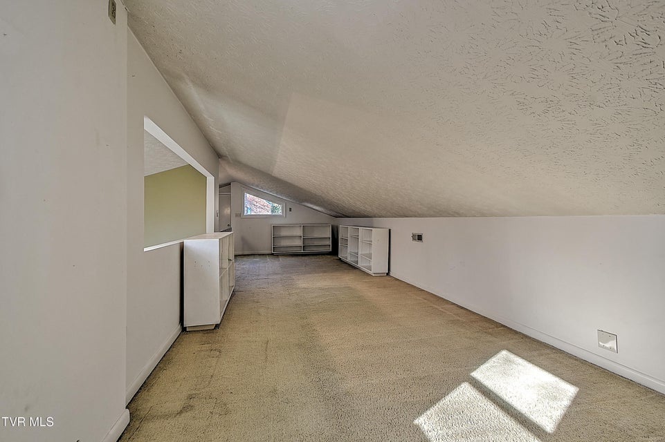 Photo #40: 1333 Dupont Drive