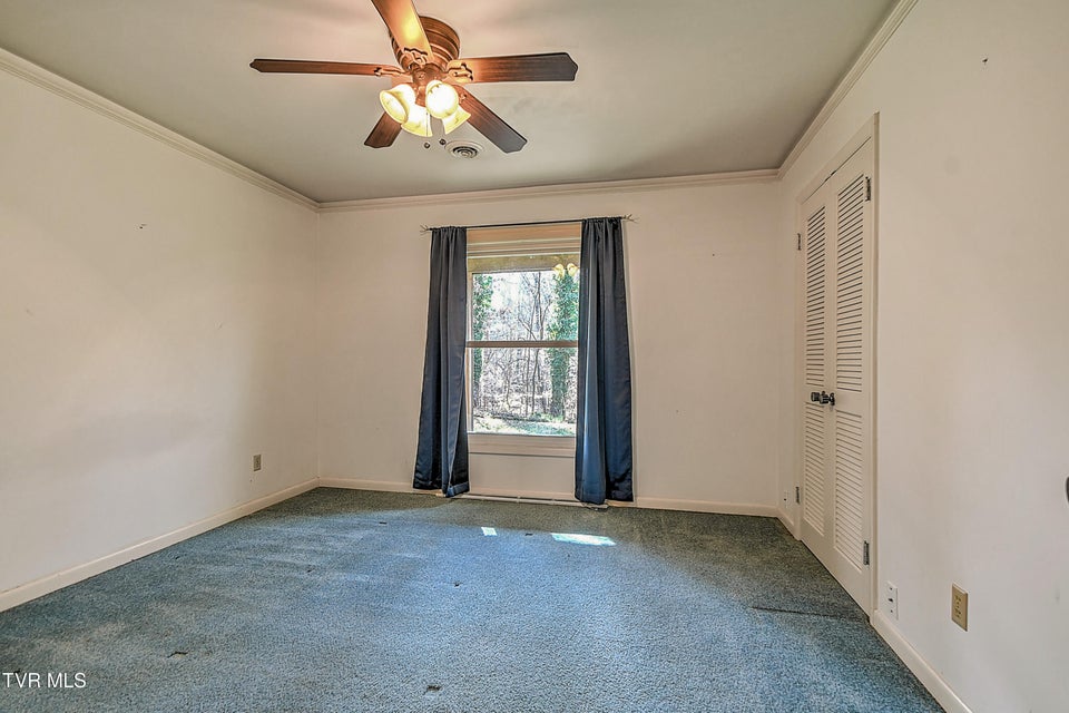 Photo #42: 1333 Dupont Drive