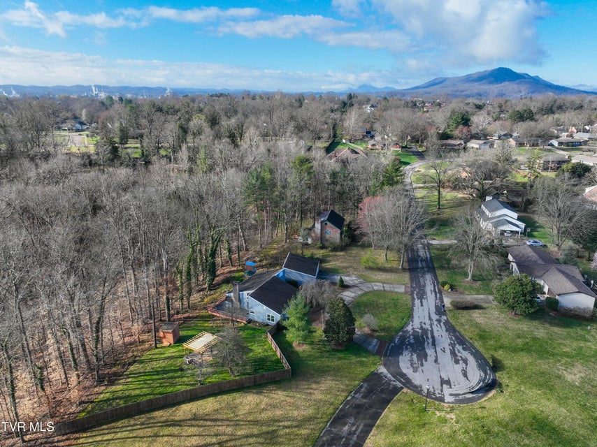 Photo #74: 1333 Dupont Drive