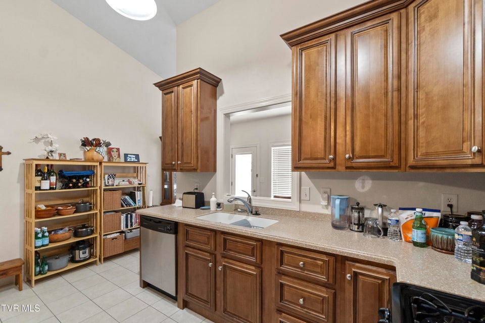 Photo #12: 112 Southridge Drive