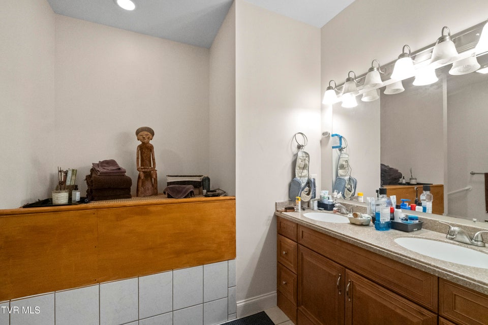 Photo #23: 112 Southridge Drive