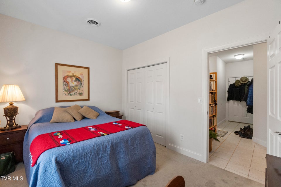 Photo #28: 112 Southridge Drive