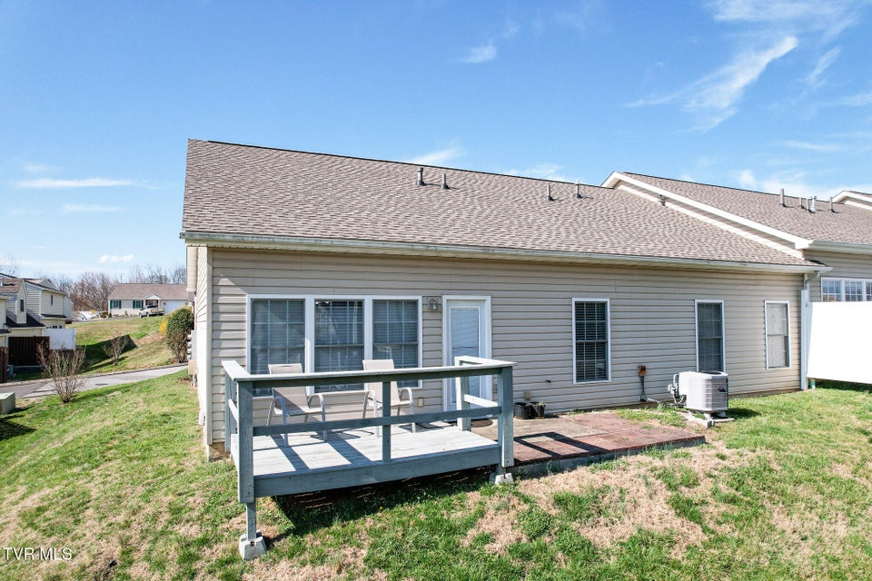 Photo #34: 112 Southridge Drive