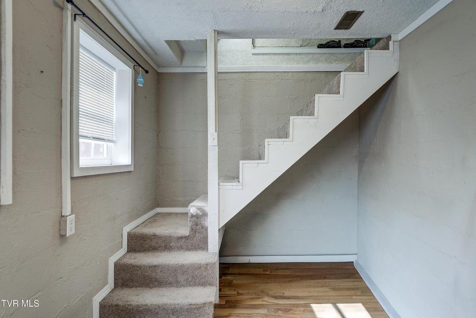 Photo #30: 126 Elizabeth Ann Drive