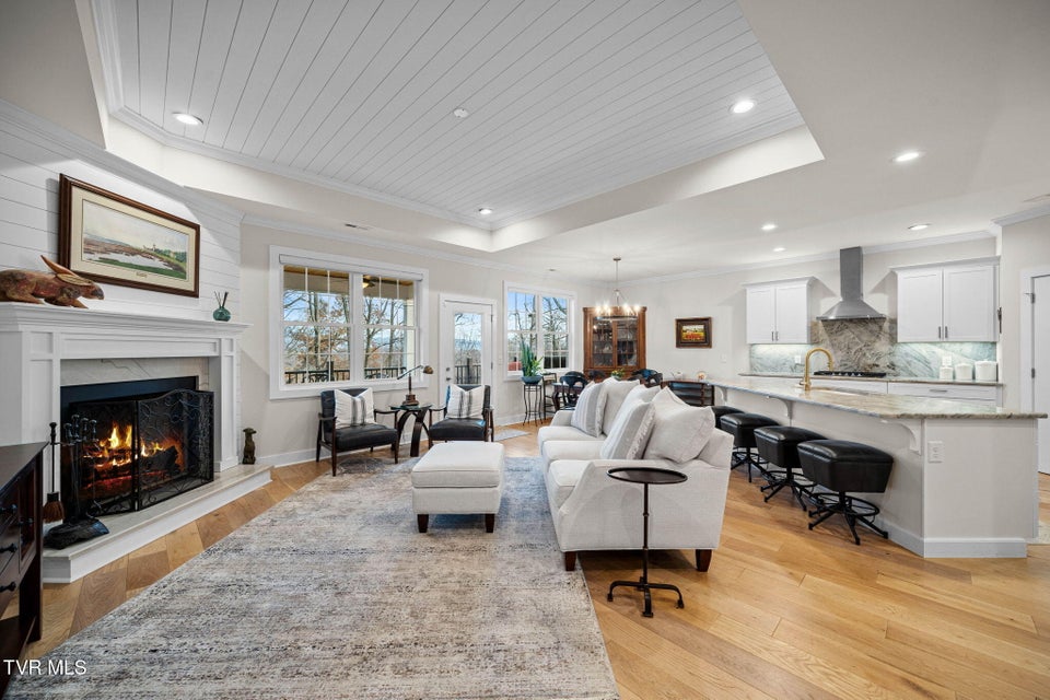 Photo #9: 426 English Ivy Trail