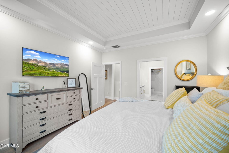 Photo #18: 426 English Ivy Trail