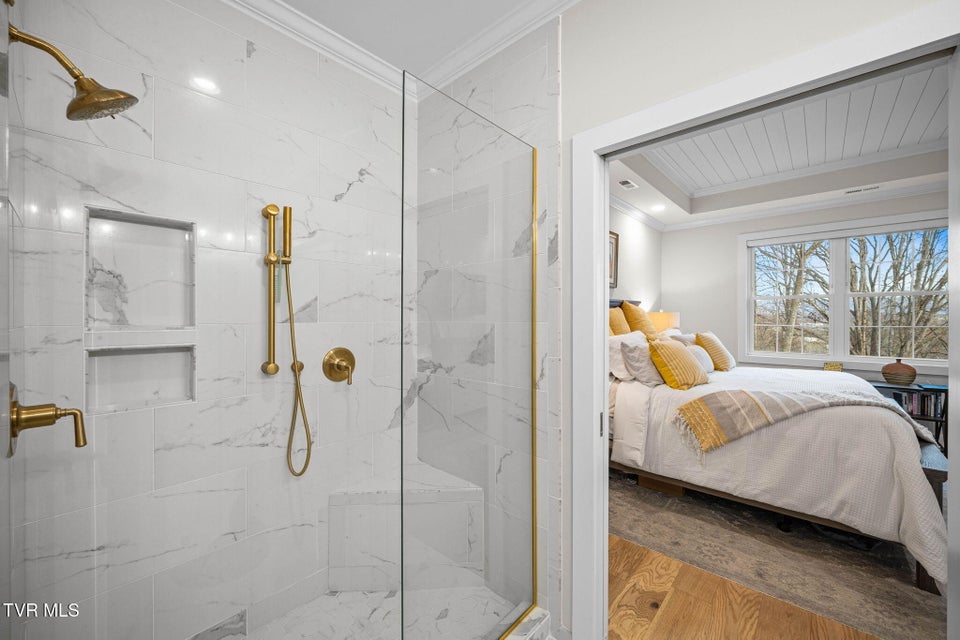 Photo #21: 426 English Ivy Trail