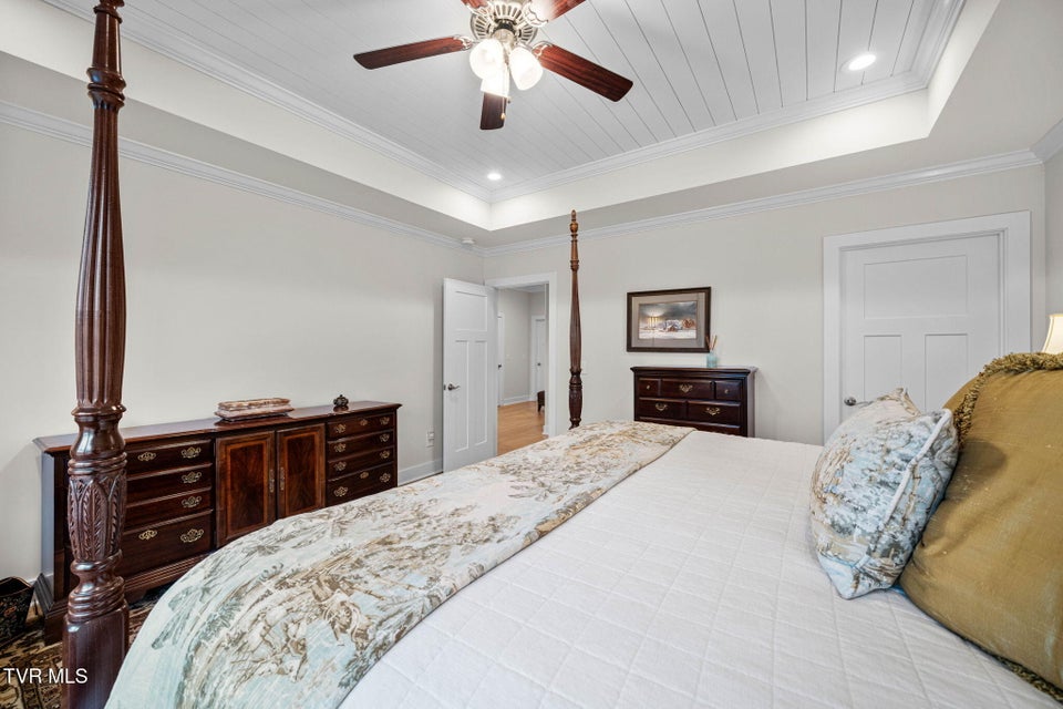 Photo #30: 426 English Ivy Trail