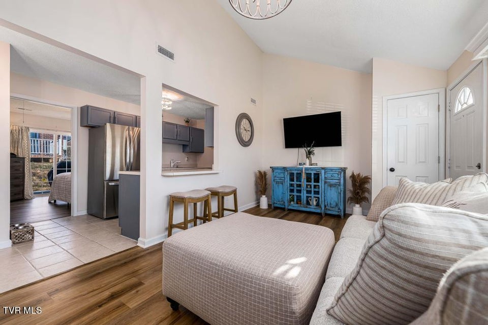 Photo #6: 20 Boone Hill Court