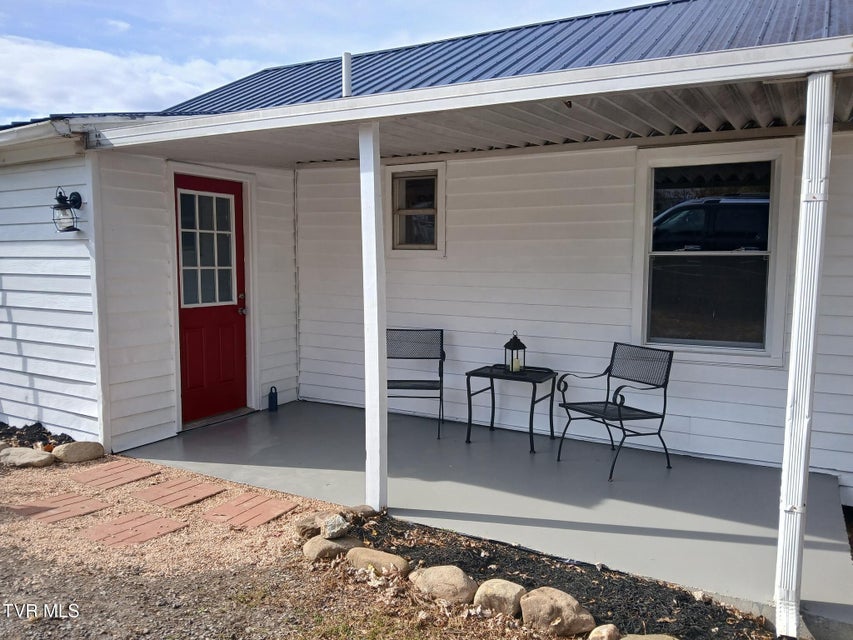 Photo #3: 136 Beaver Street