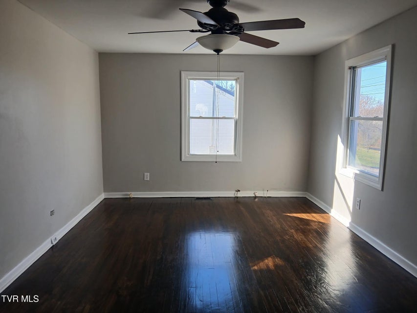 Photo #5: 136 Beaver Street