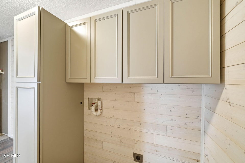 Photo #22: 1598 Bristol Highway