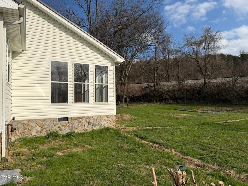 Photo #24: 885 Hartman Lane