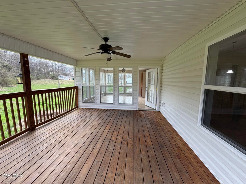 Photo #4: 885 Hartman Lane