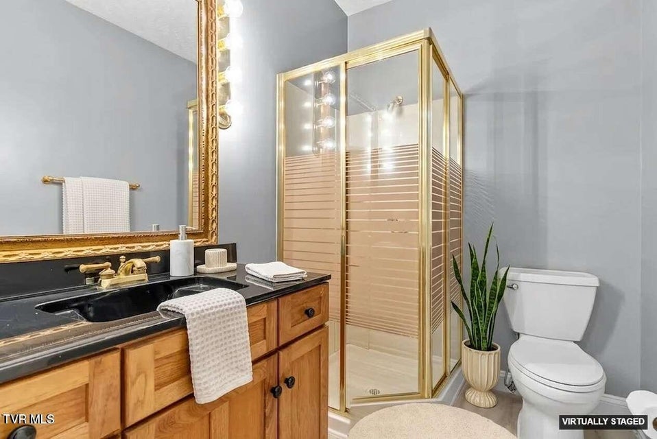 Photo #36: 165 Century Court