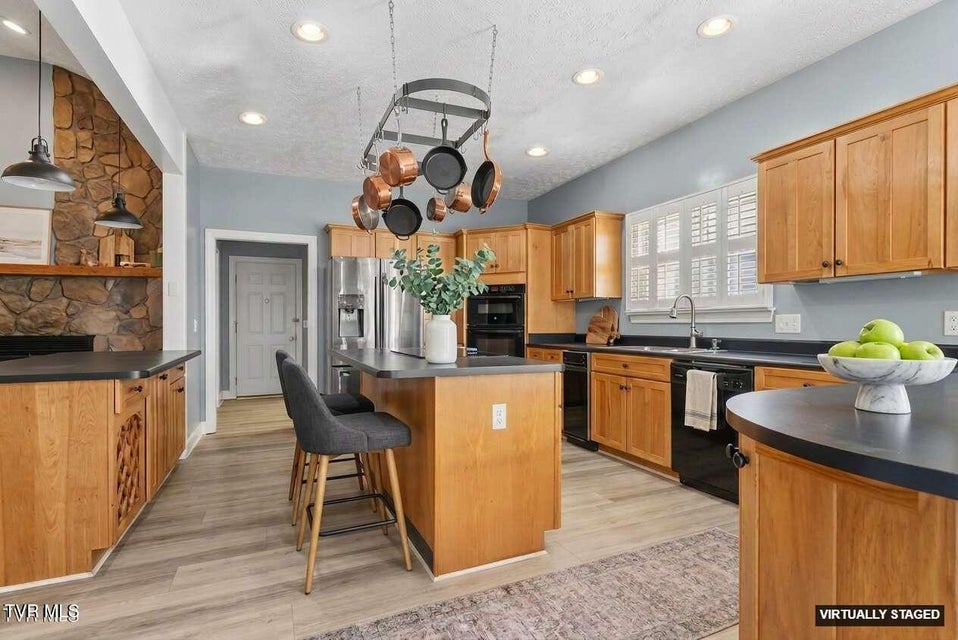 Photo #18: 165 Century Court