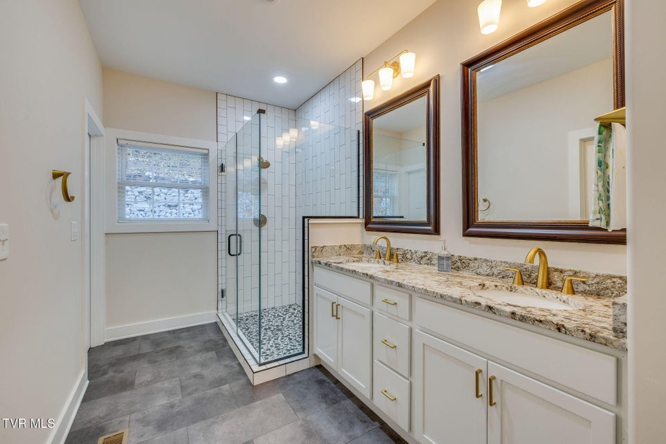 Photo #22: 4724 Sterling Lane