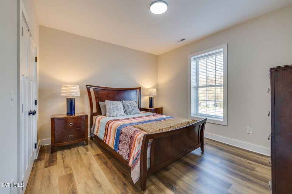 Photo #33: 4724 Sterling Lane