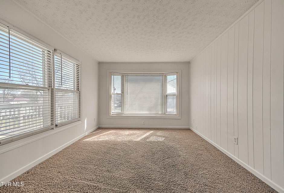 Photo #22: 161 Sevier Avenue