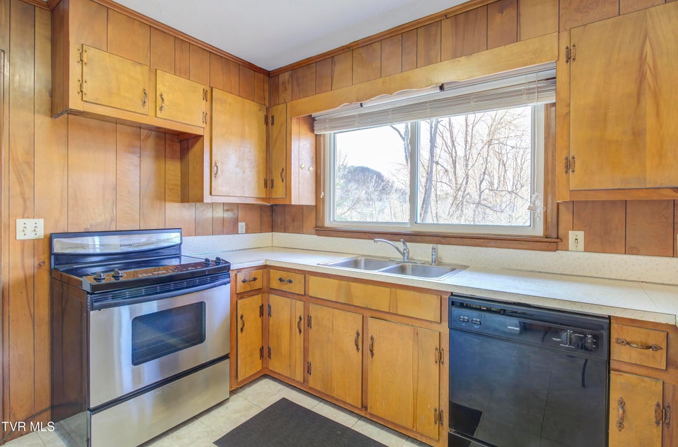 Photo #20: 24102 Crimson Drive