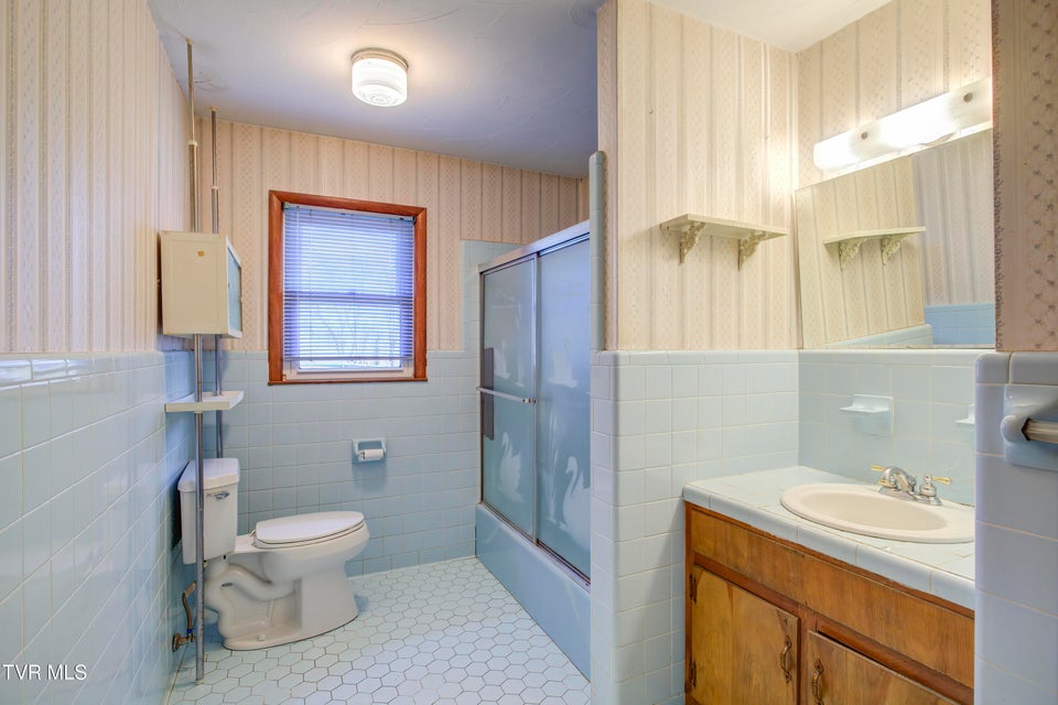 Photo #32: 24102 Crimson Drive